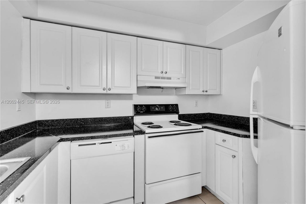 8255 SW 152nd Ave, Unit E-109, Miami, FL 33193 Photo