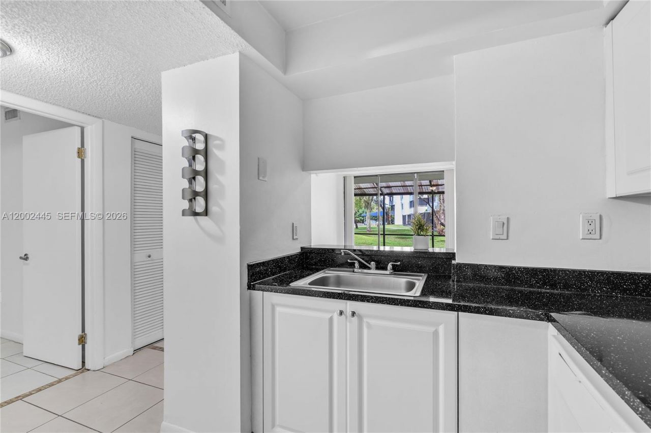 8255 SW 152nd Ave, Unit E-109, Miami, FL 33193 Photo