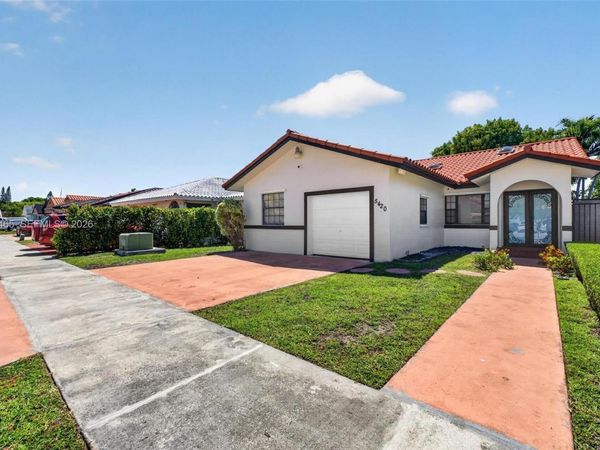 5420 SW 143rd Ct, Miami, FL 33175