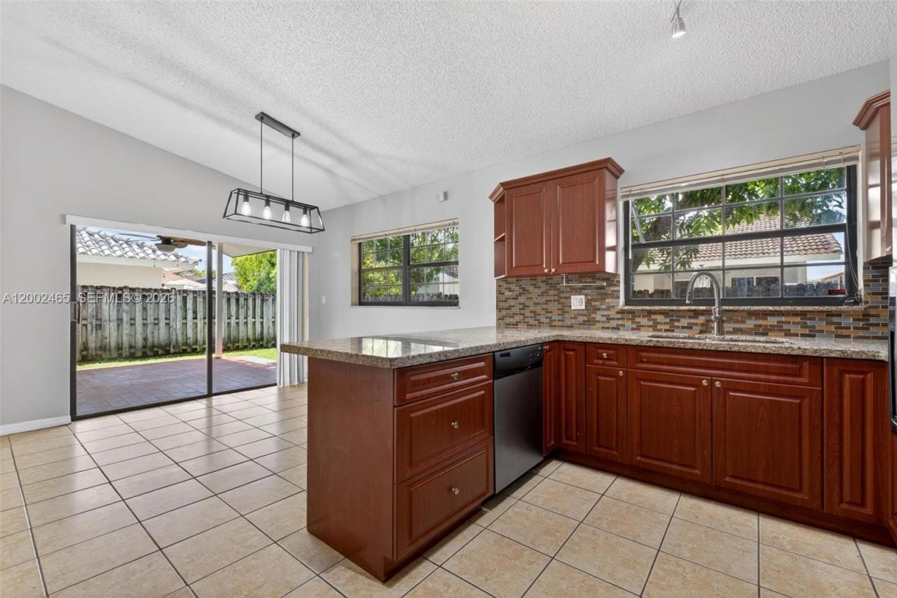 5420 SW 143rd Ct, Miami, FL 33175 Photo