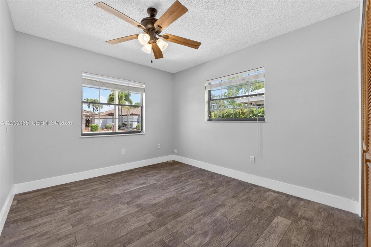 5420 SW 143rd Ct, Miami, FL 33175 Photo