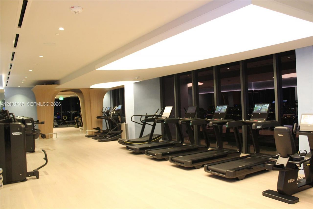 1000 Brickell Plz, Unit 1906, Miami, FL 33131 Photo