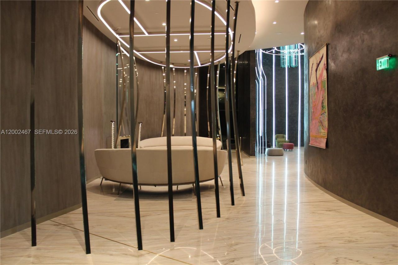 1000 Brickell Plz, Unit 1906, Miami, FL 33131 Photo