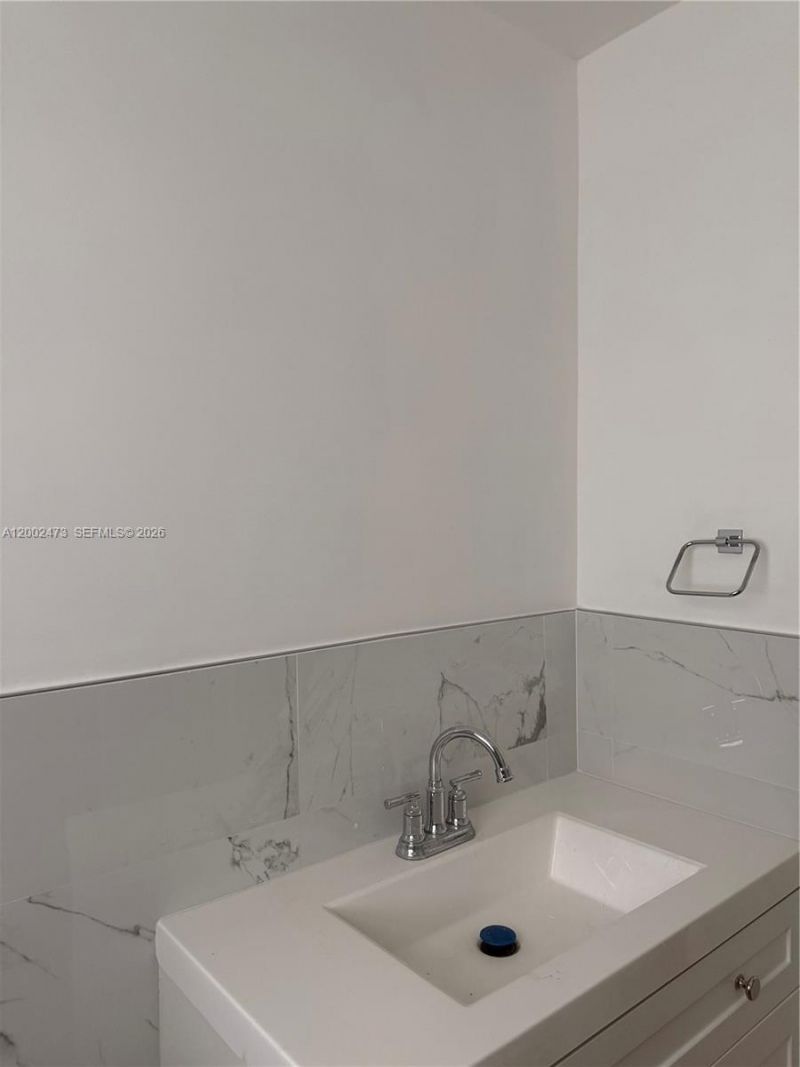 700 Layne Blvd, Unit 115, Hallandale Beach, FL 33009 Photo