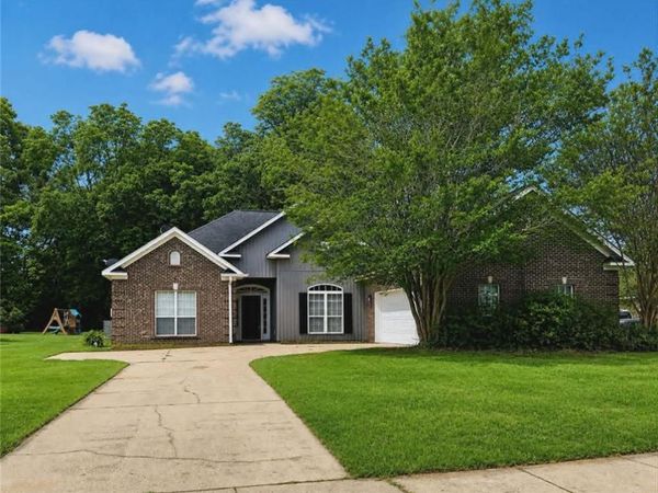 10265 Southland Way, Semmes, AL 36575