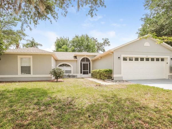 557 OAK BRANCH CIRCLE , KISSIMMEE, FL 34758
