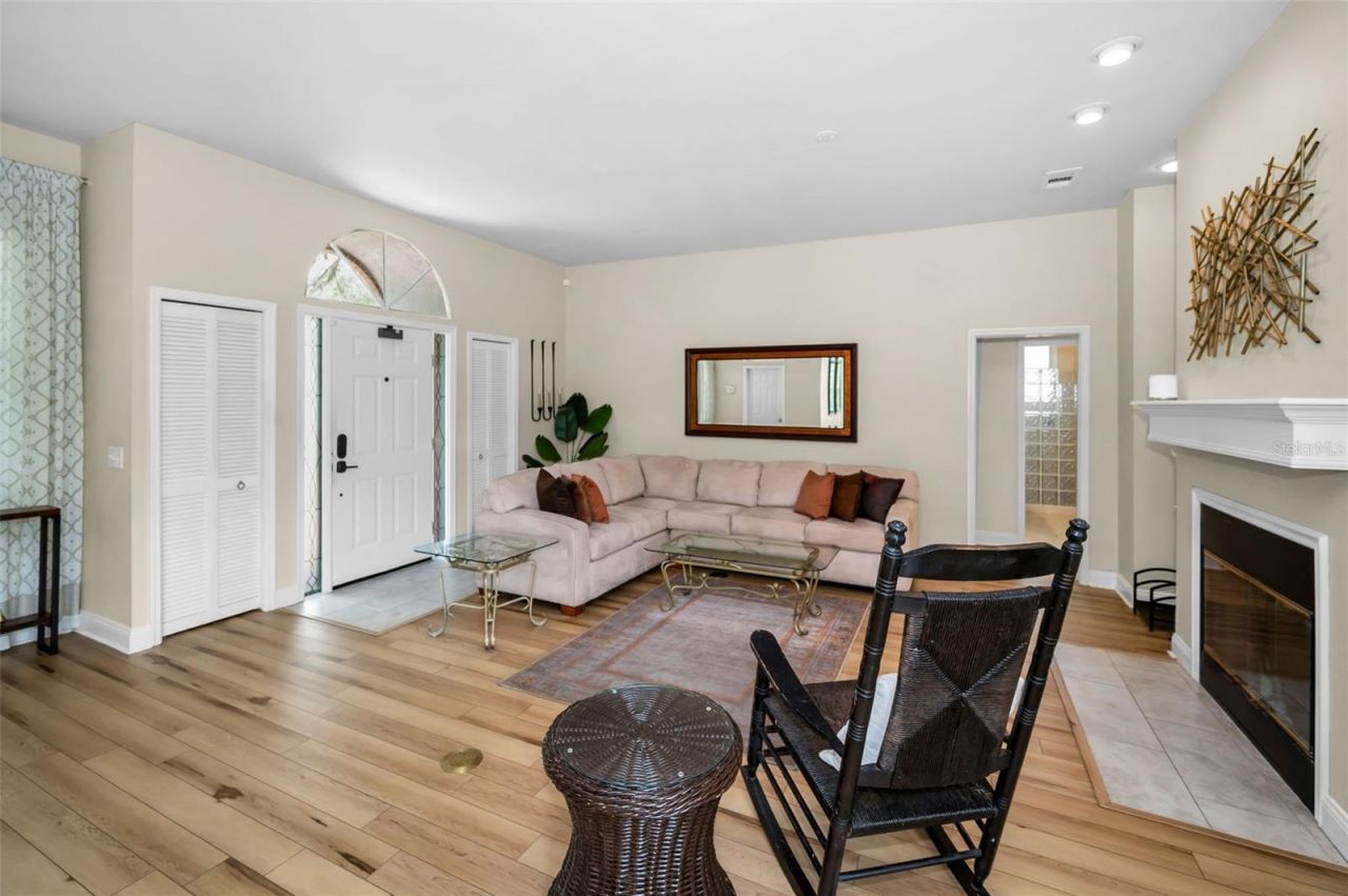 2997 Eagle Estates Circle E, Clearwater, FL 33761 Photo