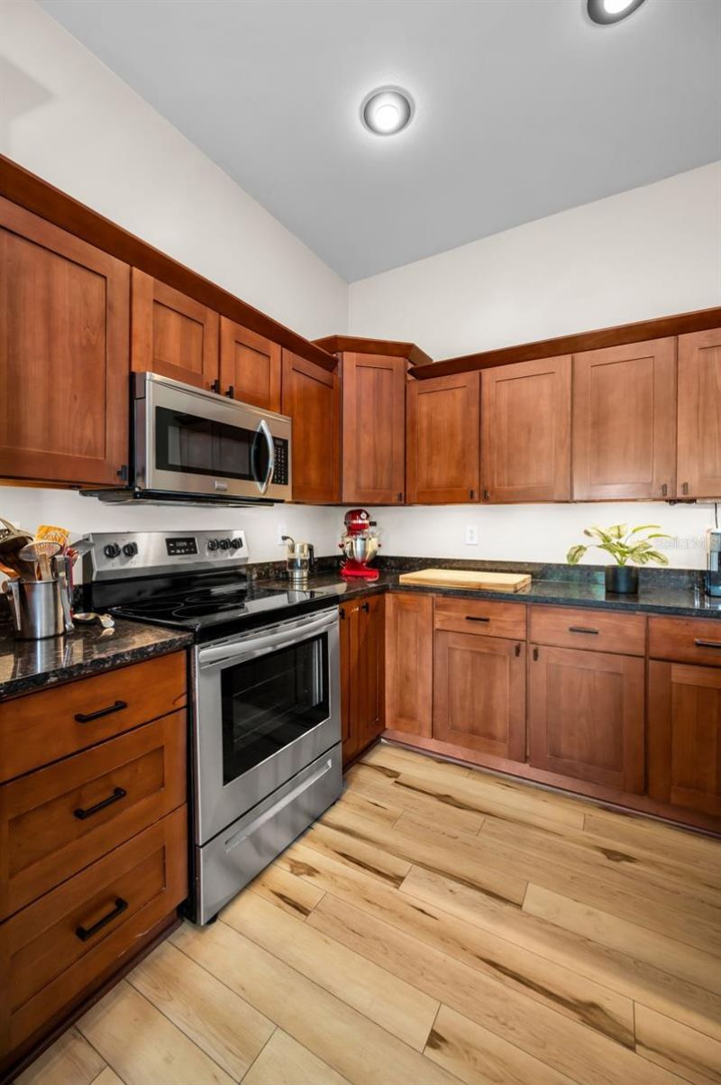 2997 Eagle Estates Circle E, Clearwater, FL 33761 Photo