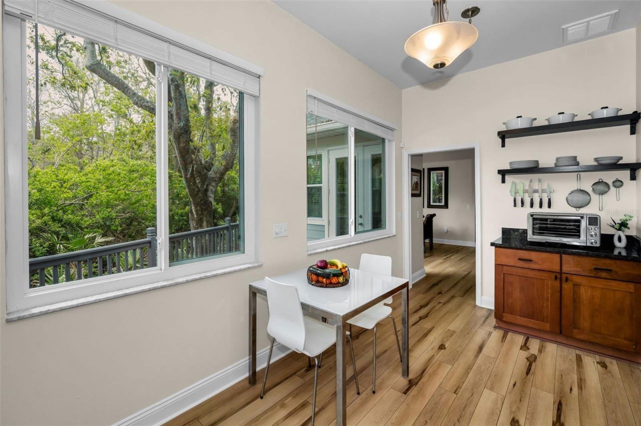 2997 Eagle Estates Circle E, Clearwater, FL 33761 Photo