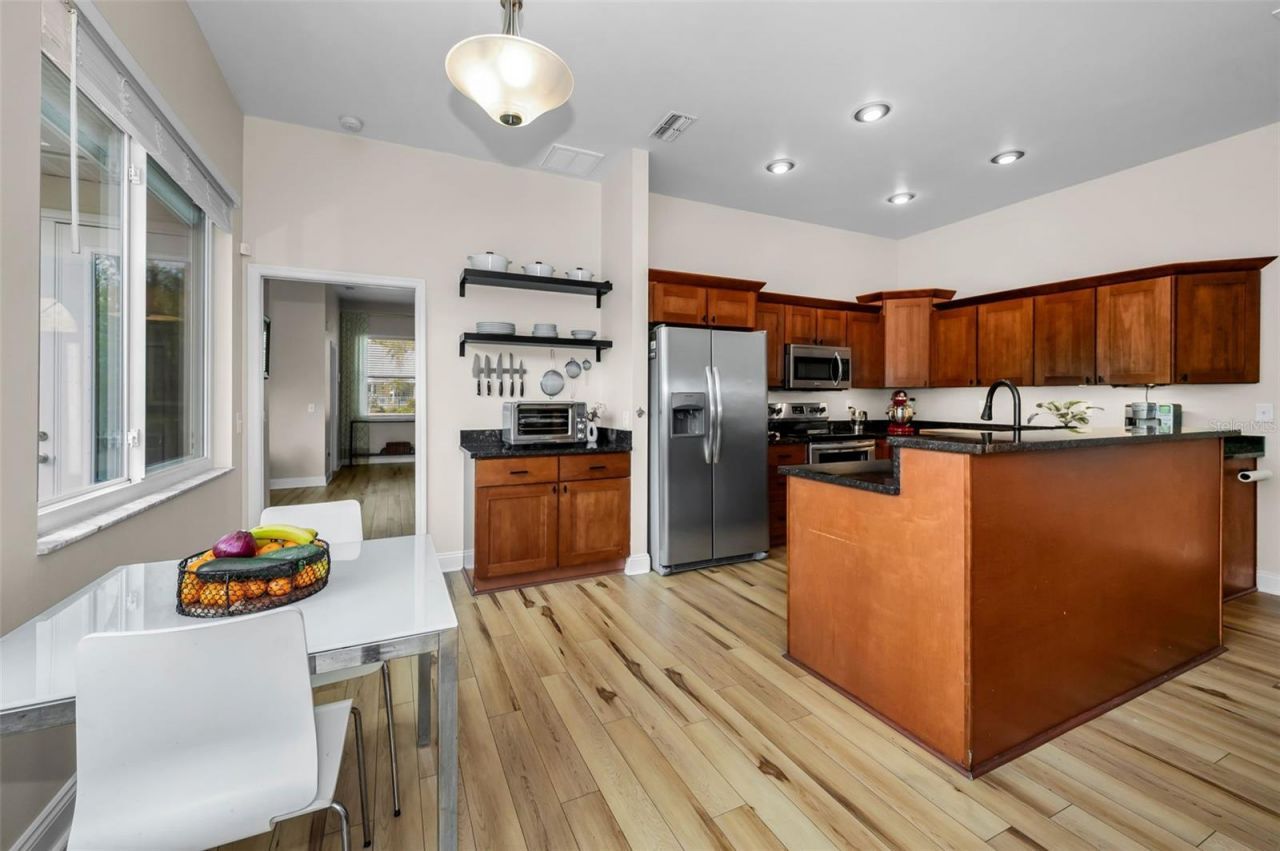 2997 Eagle Estates Circle E, Clearwater, FL 33761 Photo