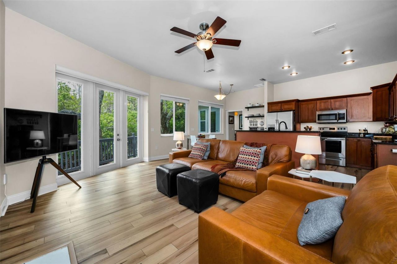 2997 Eagle Estates Circle E, Clearwater, FL 33761 Photo