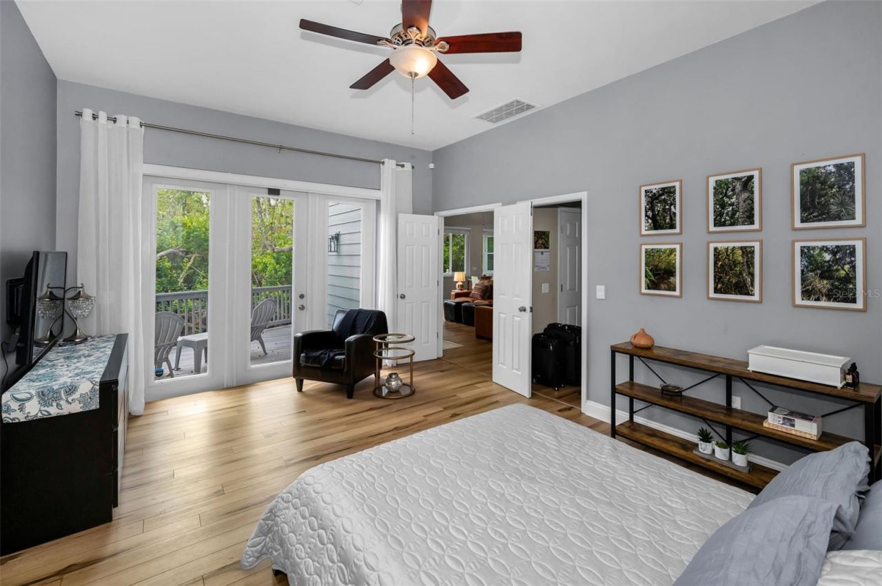 2997 Eagle Estates Circle E, Clearwater, FL 33761 Photo