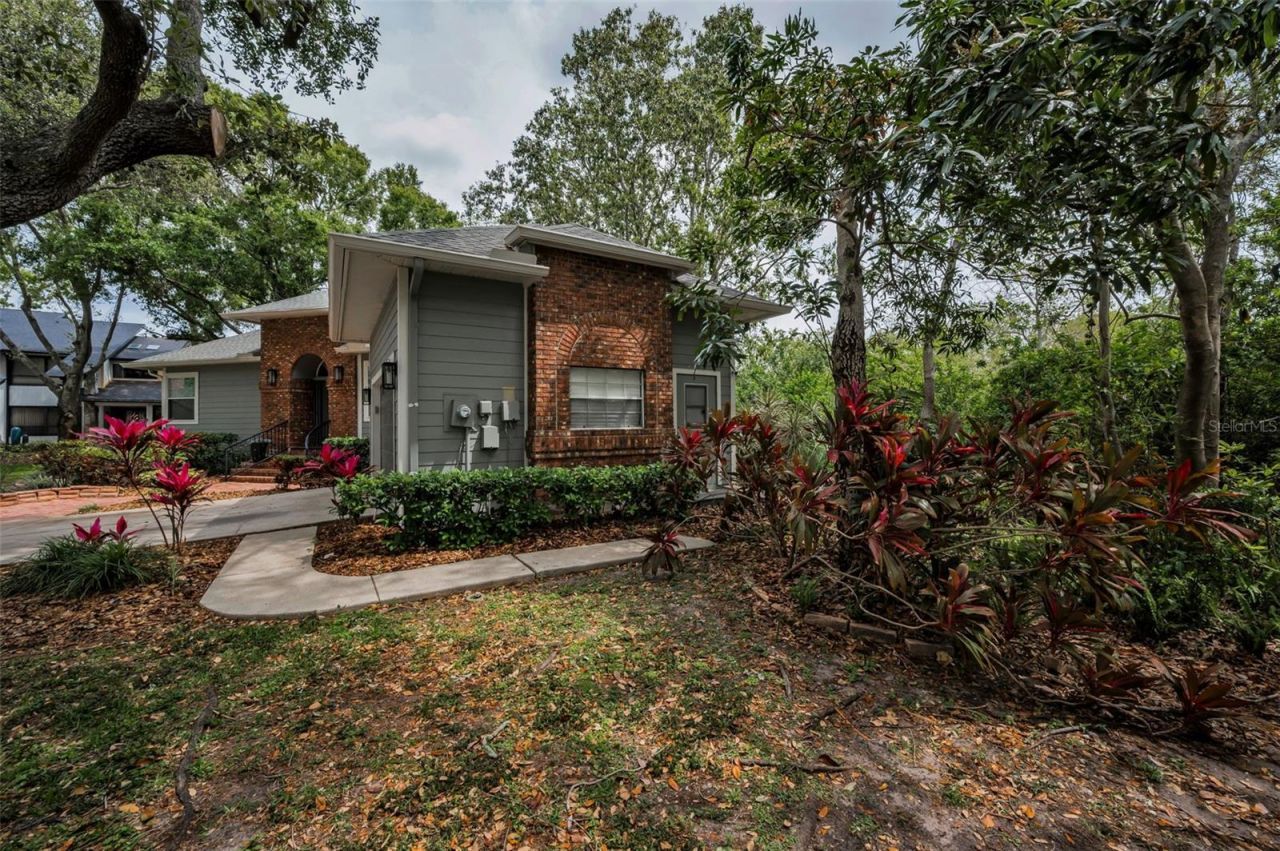 2997 Eagle Estates Circle E, Clearwater, FL 33761 Photo