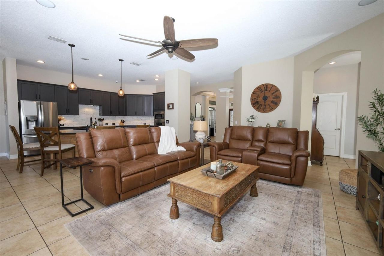 3956 Isle Vista Avenue, Belle Isle, FL 32812 Photo