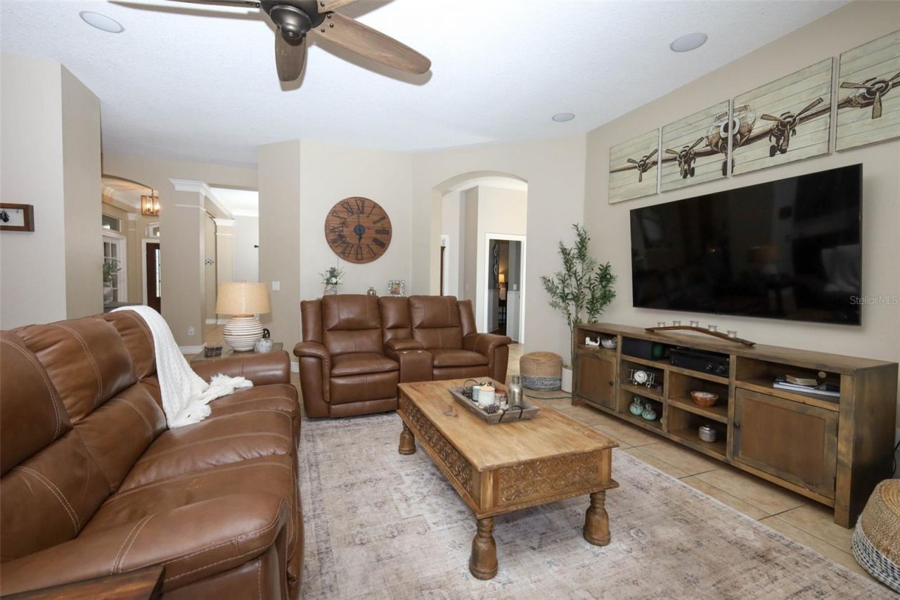 3956 Isle Vista Avenue , Belle Isle, FL 32812 Photo