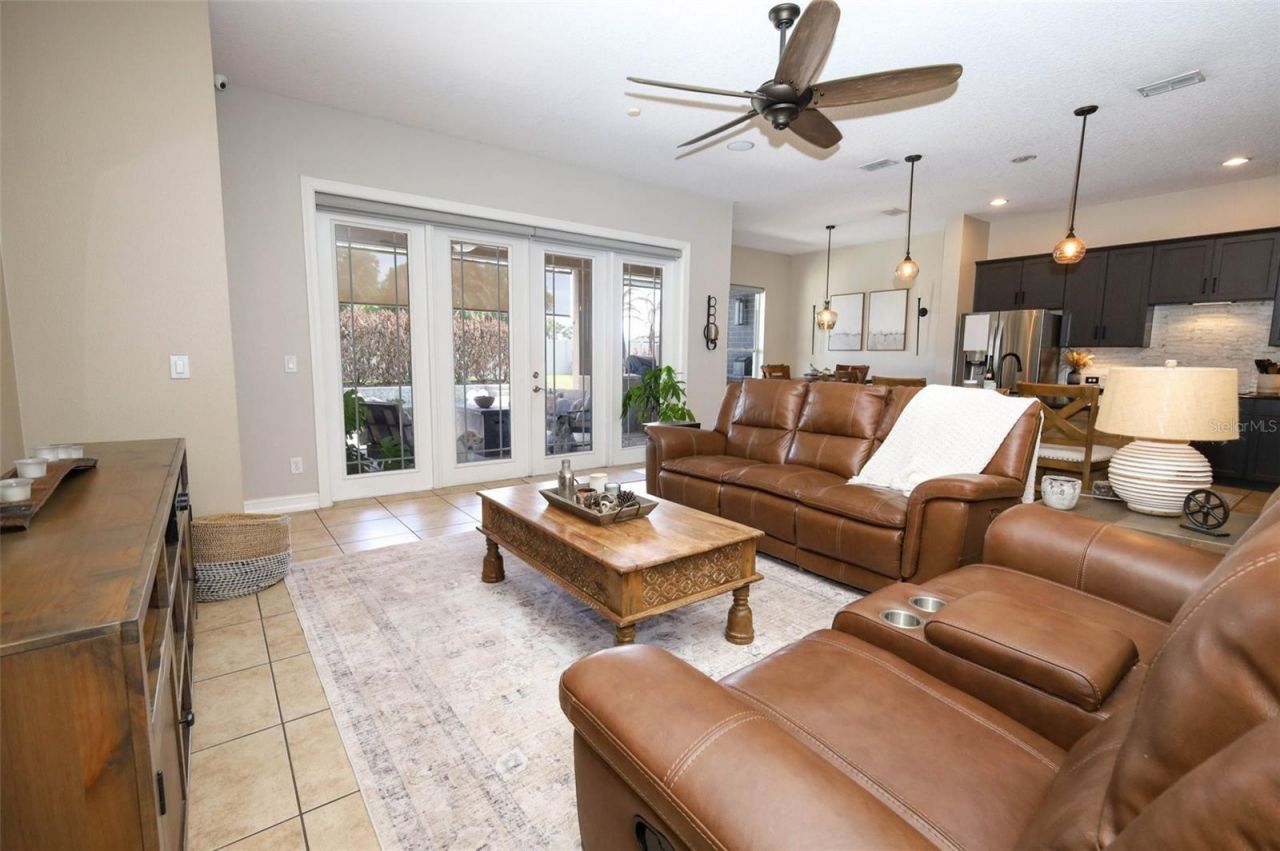 3956 Isle Vista Avenue , Belle Isle, FL 32812 Photo