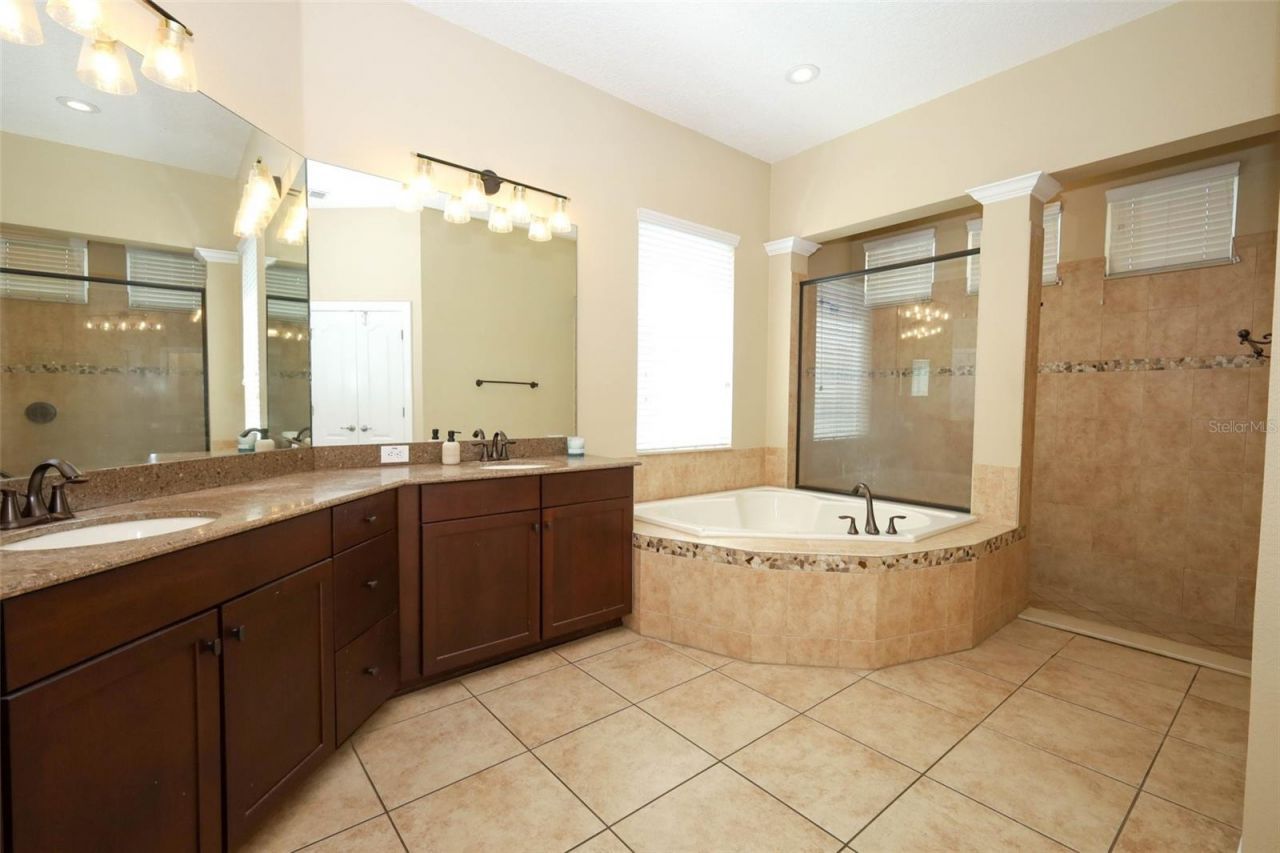 3956 Isle Vista Avenue, Belle Isle, FL 32812 Photo