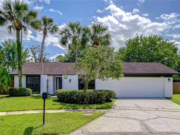 14902 SOUTHFORK DRIVE , TAMPA, FL 33624