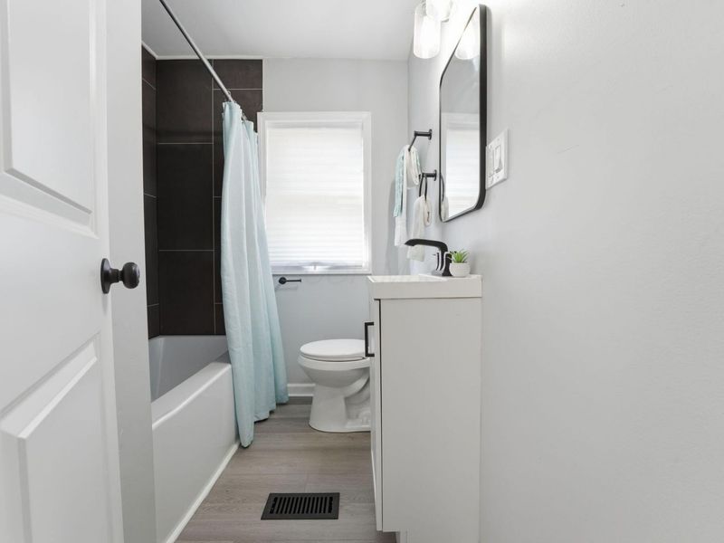 2973 E 13th Avenue, Columbus, OH 43219 Photo 10