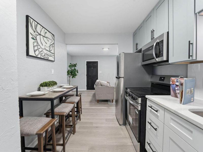 2973 E 13th Avenue, Columbus, OH 43219 Photo 8