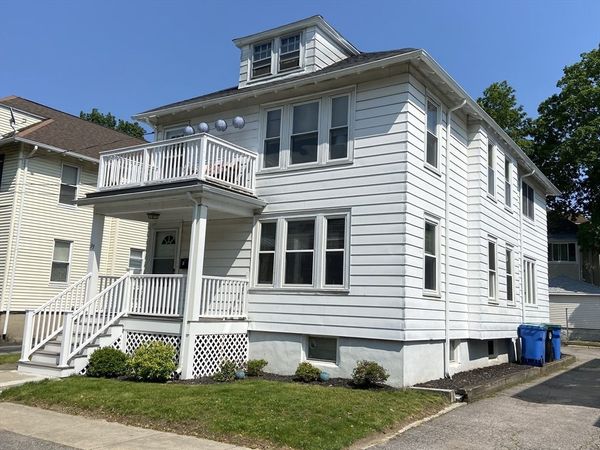 39 Davis Rd, Unit 1, Belmont, MA 02478