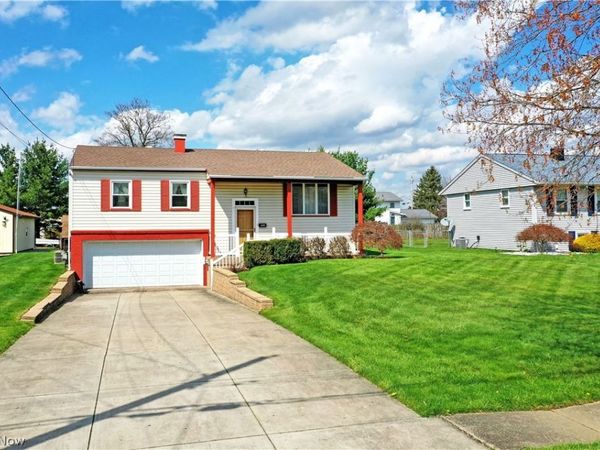 5682 Baylor Avenue , Austintown, OH 44515