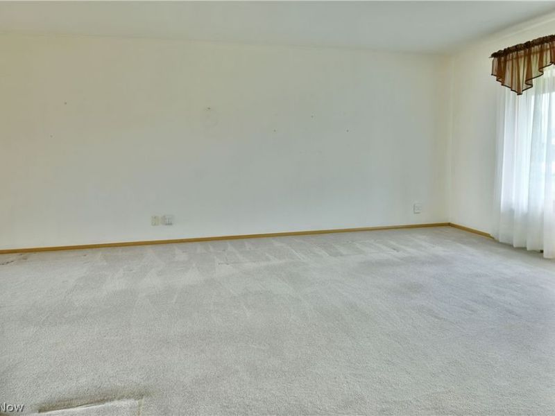 5682 Baylor Avenue, Austintown, OH 44515 Photo 10