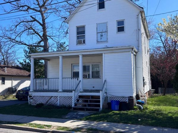 211 S 11 Avenue, Highland Park, NJ 08904