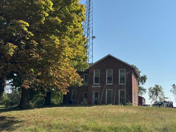 1053 State Route 181 , Crestline, OH 44827