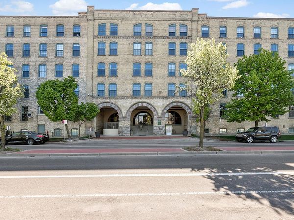 940 Monroe Avenue NW, Unit 338, Grand Rapids, MI 49503