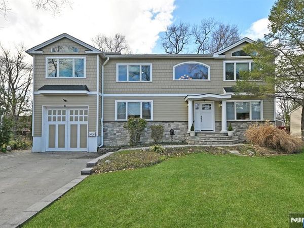 2604 Cleveland Avenue, Twp of Washington, NJ 07676