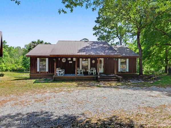 182 Rolling Woods Rd Road, Lucedale, MS 39452