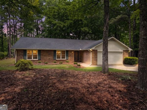 124 Crofts Corner, Peachtree City, GA 30269