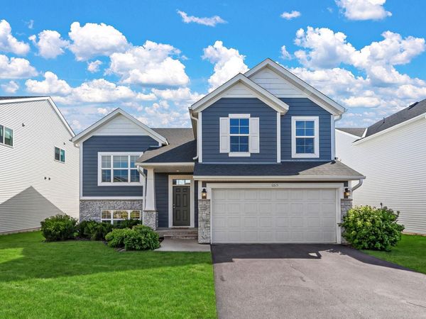 6815 91st Street S, Cottage Grove, MN 55016