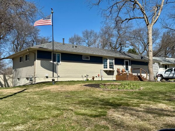 705 118th Avenue NE, Blaine, MN 55434
