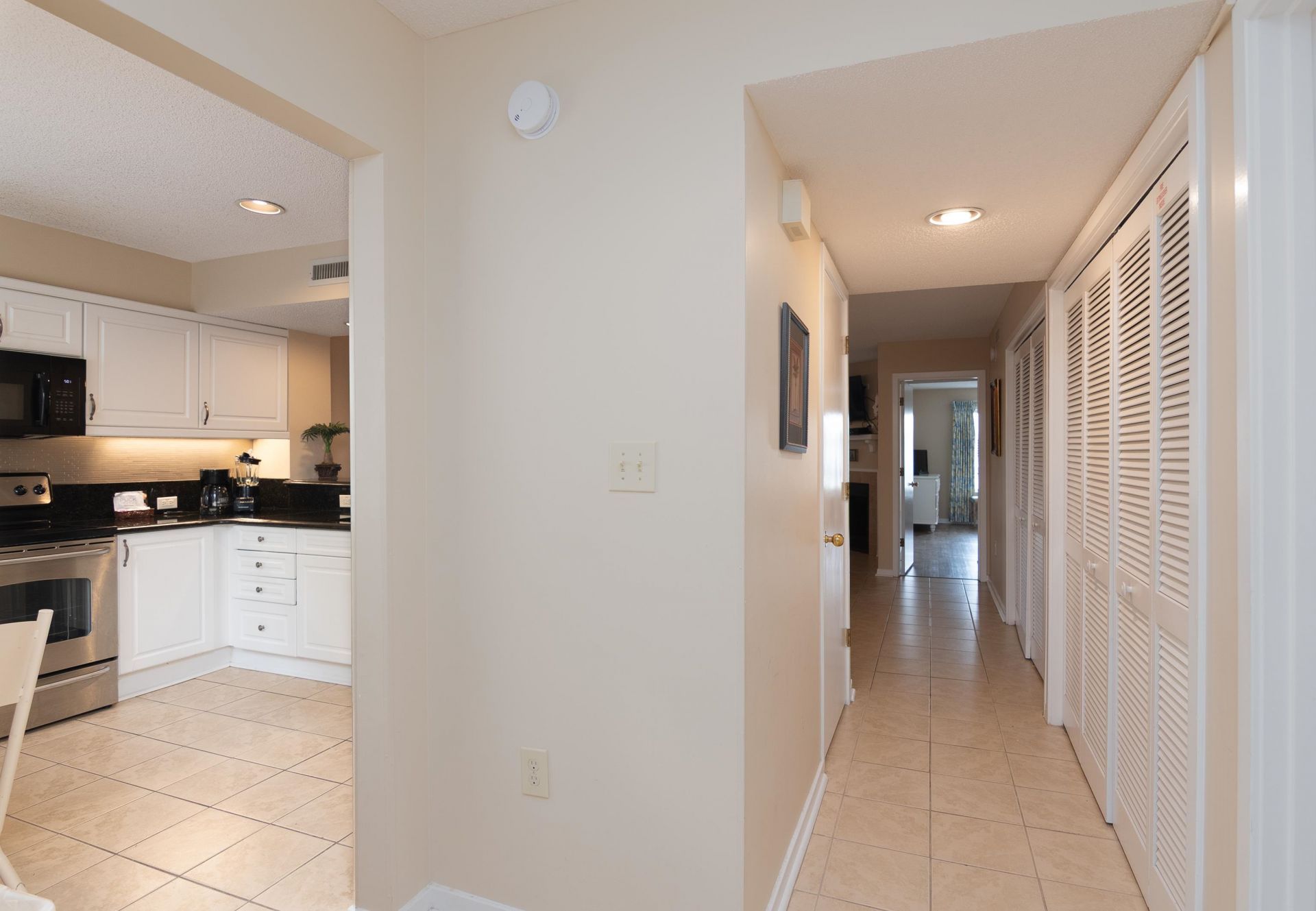 129 Hartland Dr. Photo 6