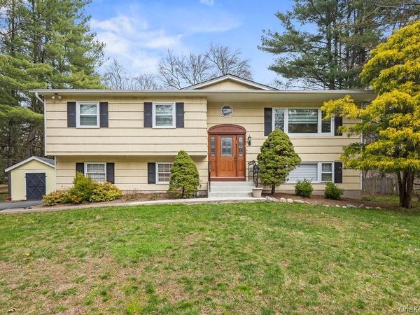 10 Cottage Lane , Suffern, NY 10901