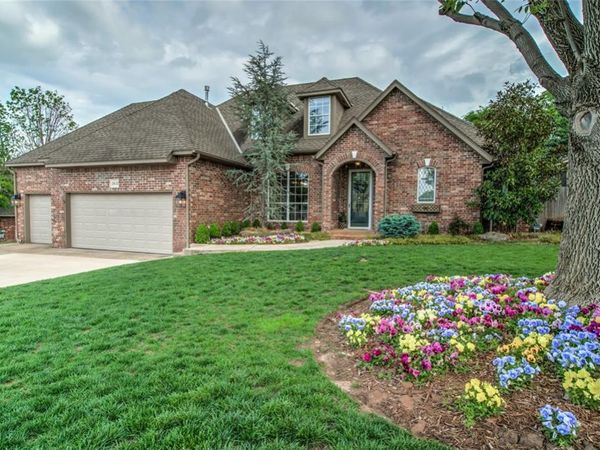 2632 E Ashecroft Drive, Edmond, OK 73034