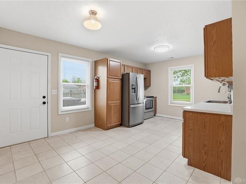 91 Tarragon Way, New Lebanon, OH 45345 Photo 12