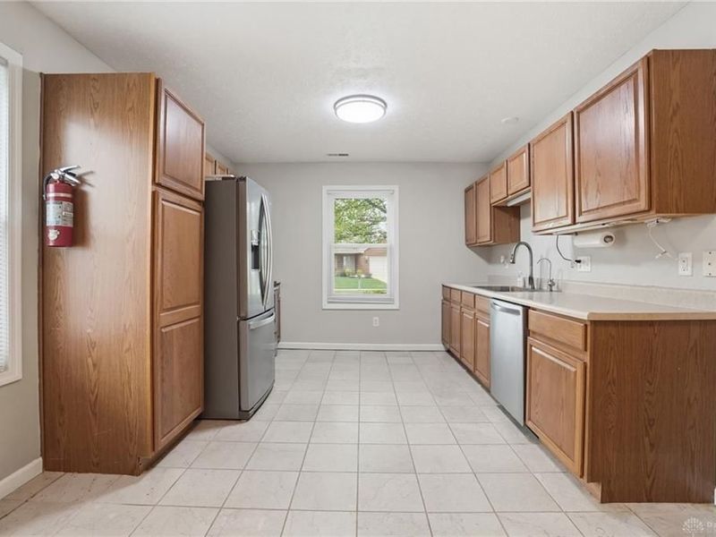 91 Tarragon Way, New Lebanon, OH 45345 Photo 15