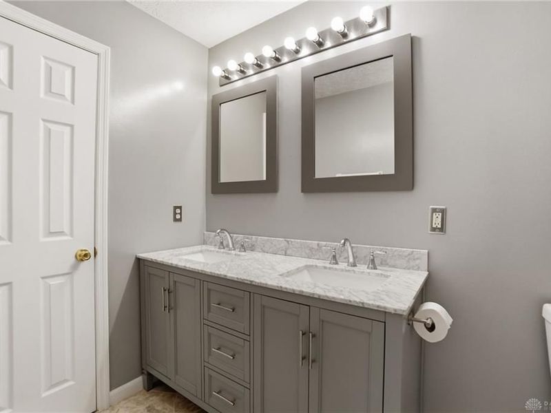 91 Tarragon Way, New Lebanon, OH 45345 Photo 27