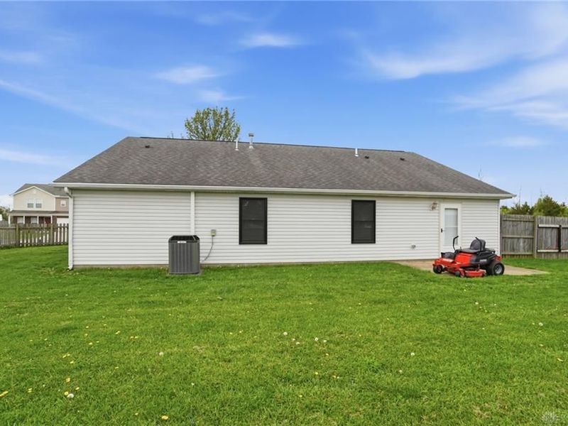 91 Tarragon Way, New Lebanon, OH 45345 Photo 39