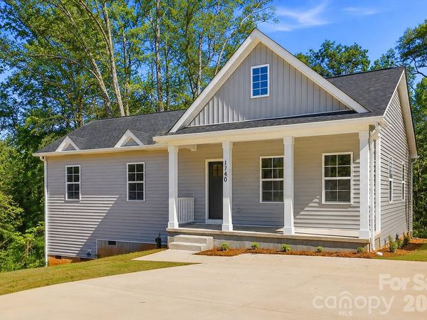 1740 Moss Court, Gastonia, NC 28054