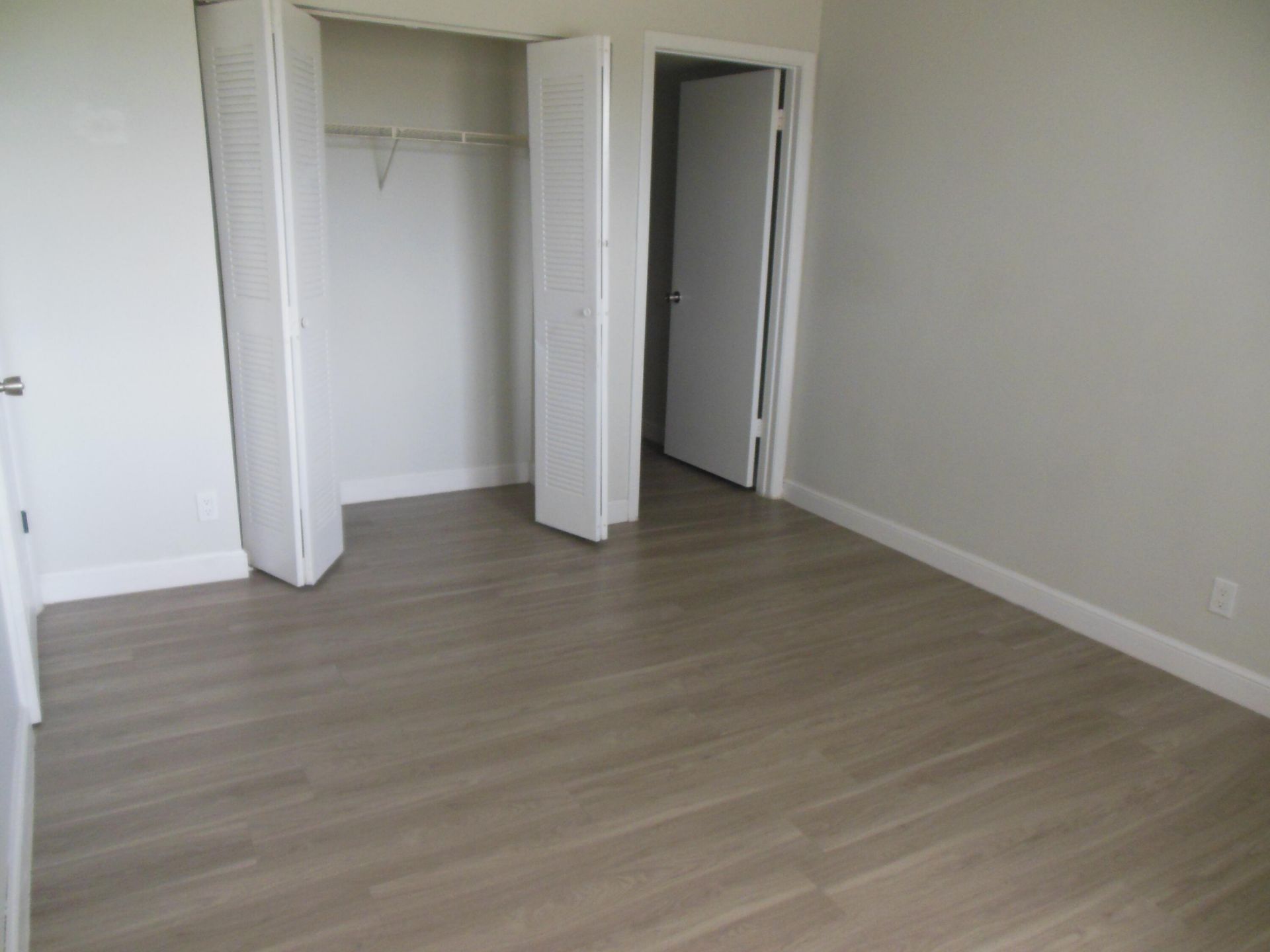 706 Executive Center Drive, Unit 25, West Palm Beach, FL 33401 Photo