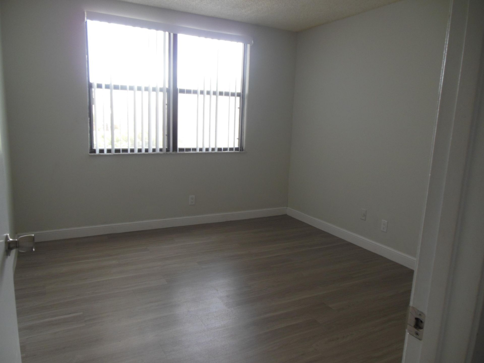 706 Executive Center Drive, Unit 25, West Palm Beach, FL 33401 Photo