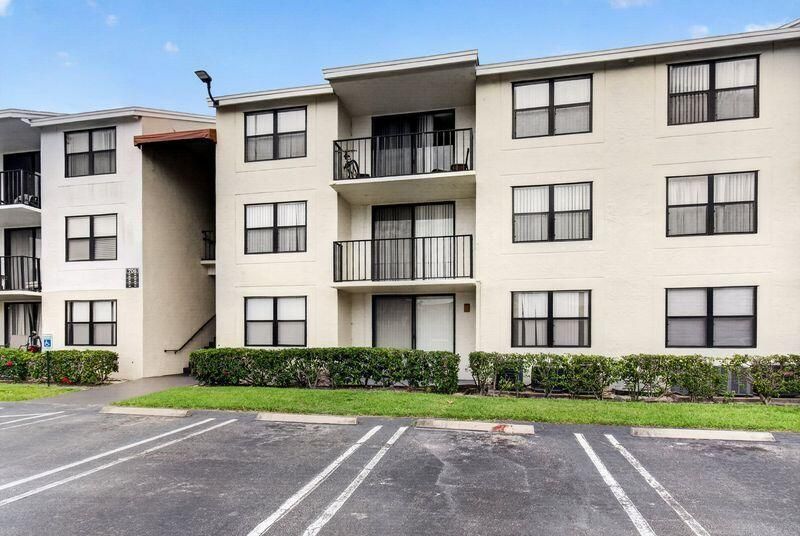 706 Executive Center Drive, Unit 25, West Palm Beach, FL 33401 Photo
