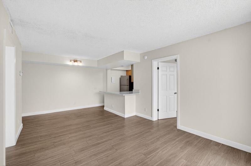 706 Executive Center Drive, Unit 25, West Palm Beach, FL 33401 Photo