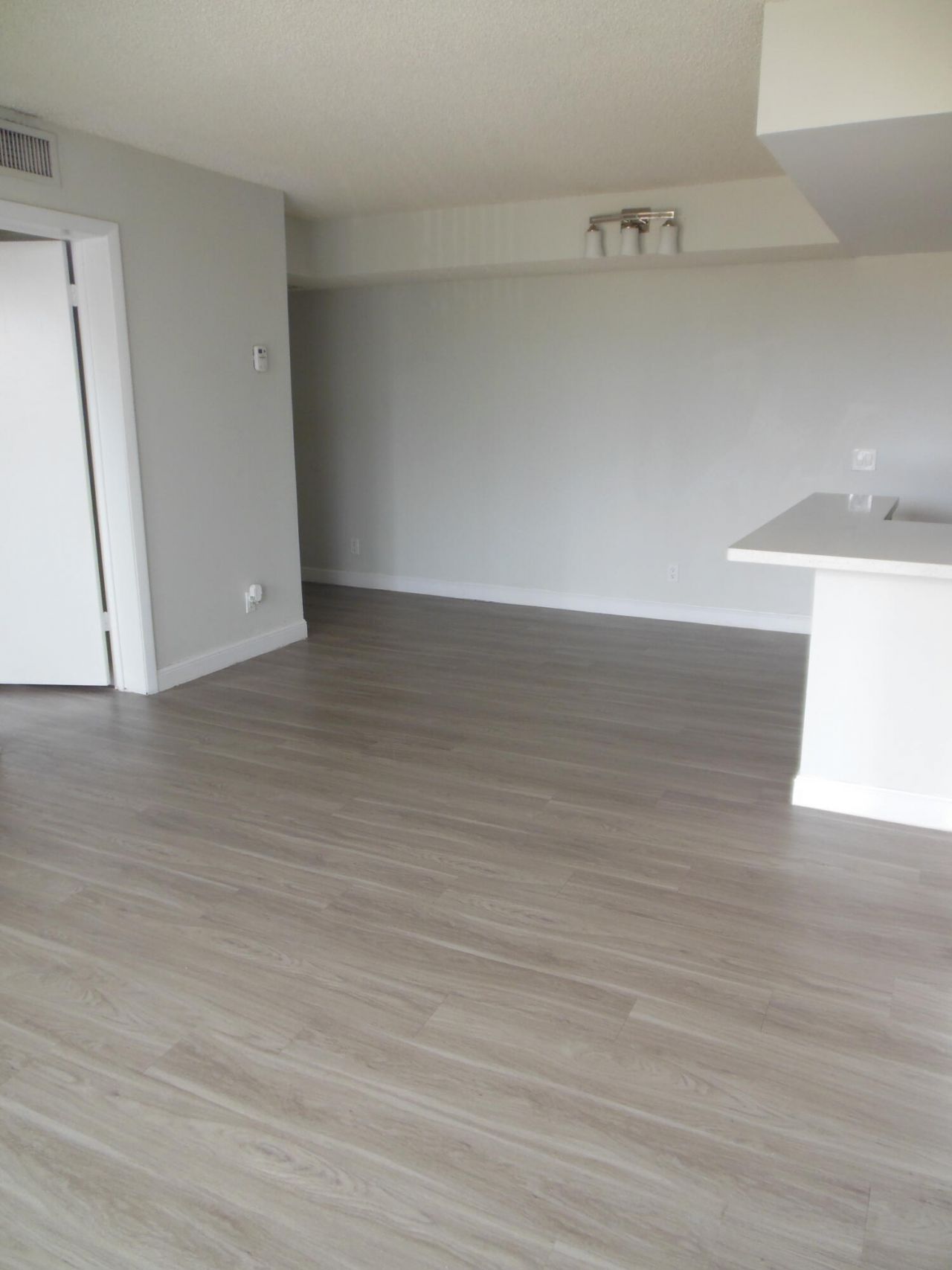 706 Executive Center Drive, Unit 25, West Palm Beach, FL 33401 Photo