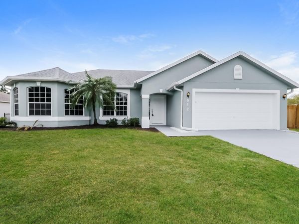 612 SW Mccoy Avenue, Port St. Lucie, FL 34953