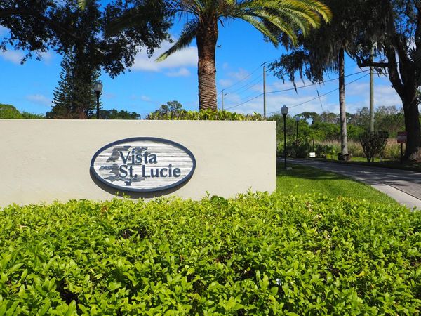 28 Lake Vista Trail, Unit 104, Port St. Lucie, FL 34952
